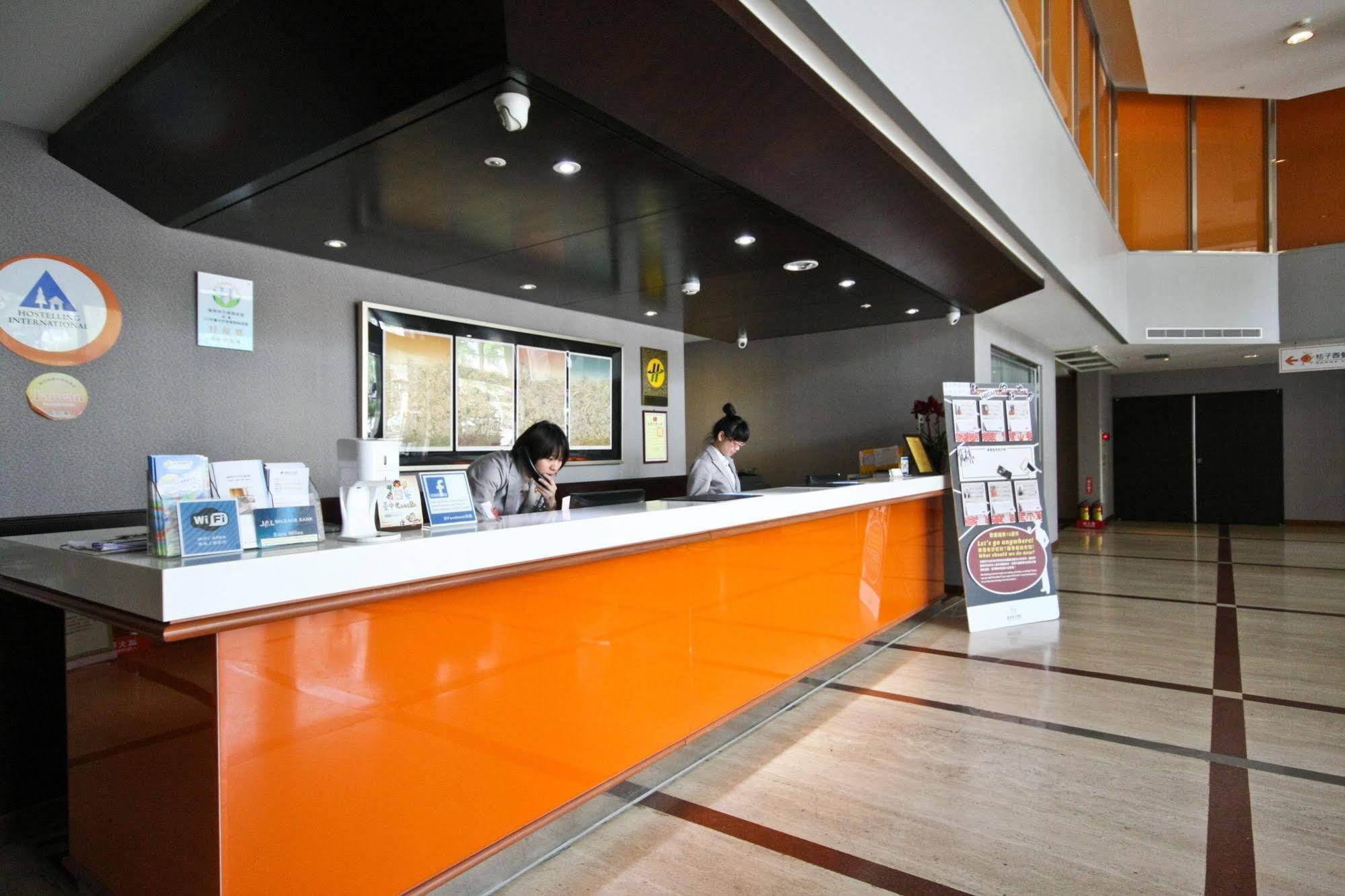Orange Hotel - Park, Taichung Exterior photo